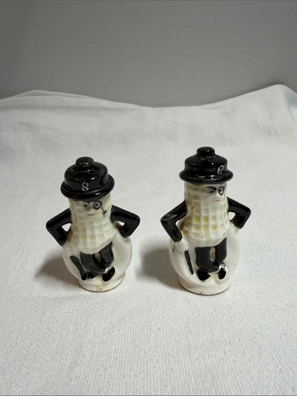 Vintage Ceramic Peanut Character Salt and Pepper Shakers - Black and White